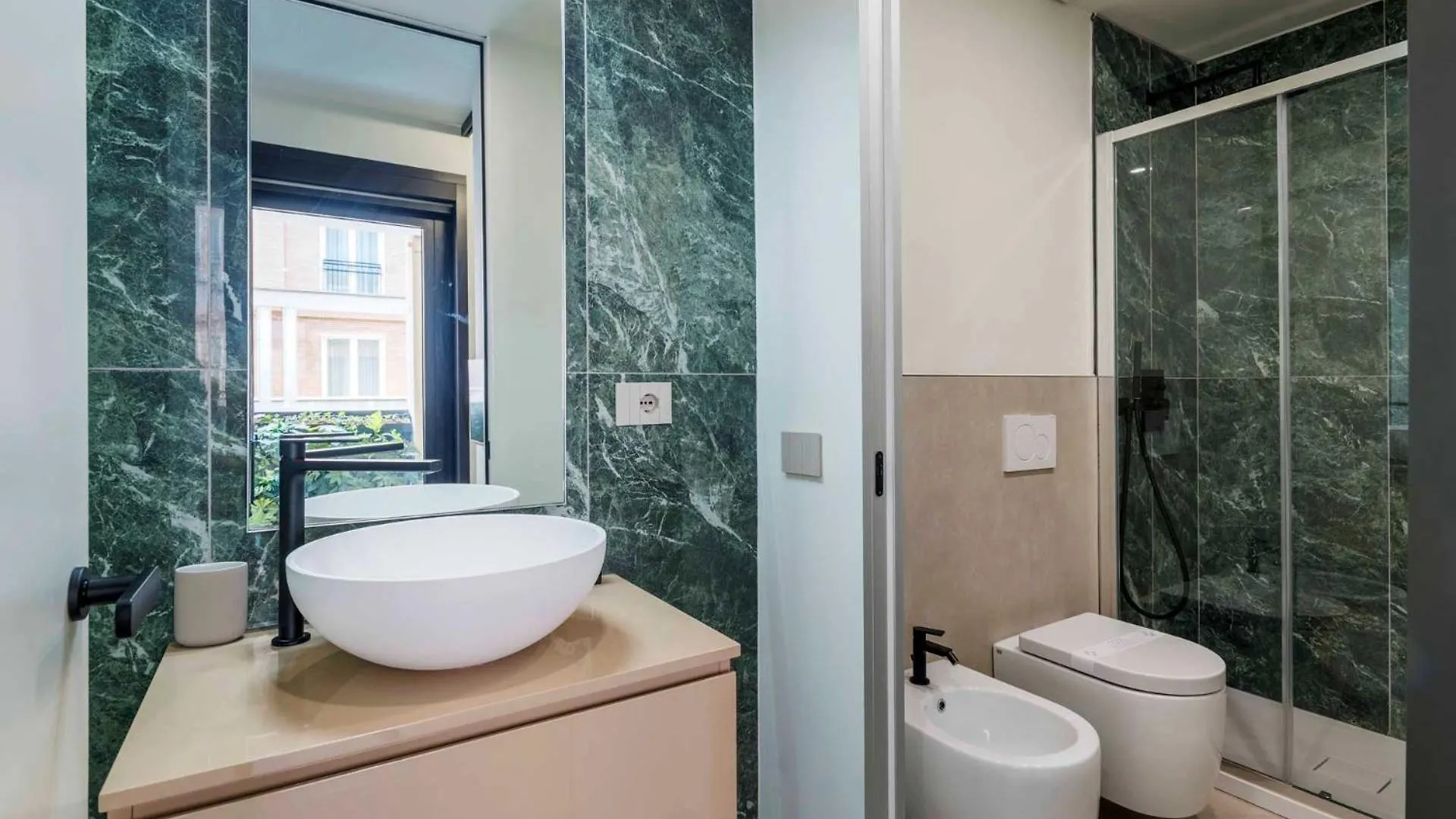 Dhome Mediolan Apartament